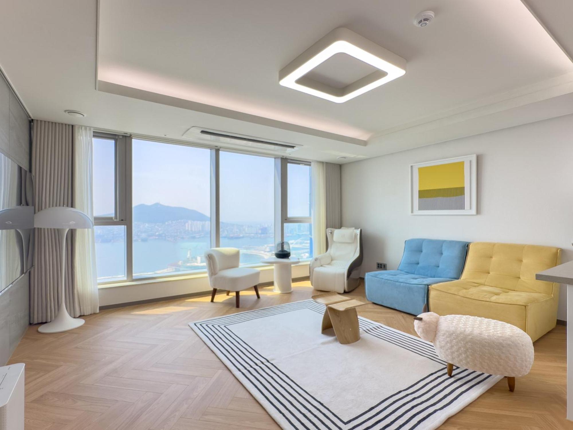 Brown Suites Busan Station Extérieur photo